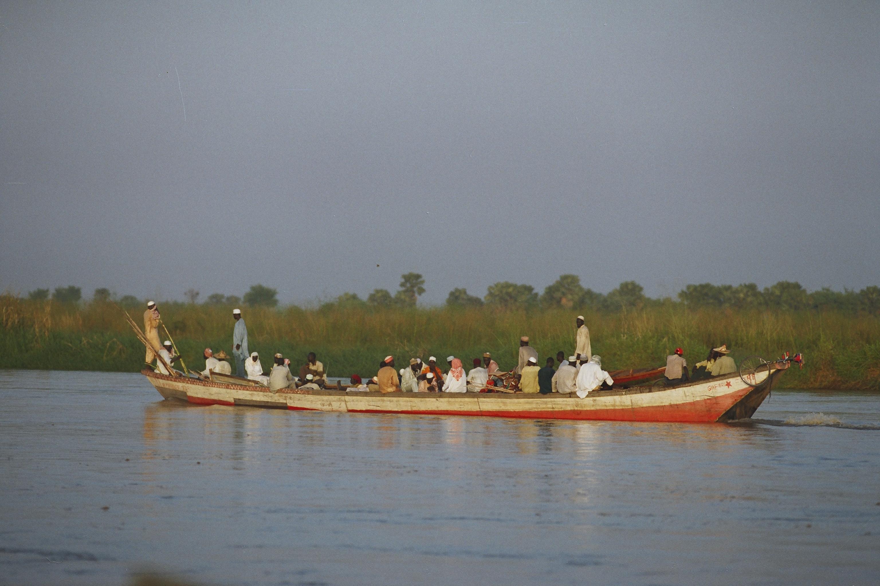 PROGRAM CONNECTING COUNTRY